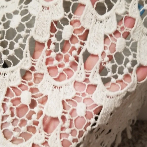 Miss Me Women's Lace Overlay Top - Picture 5 of 6